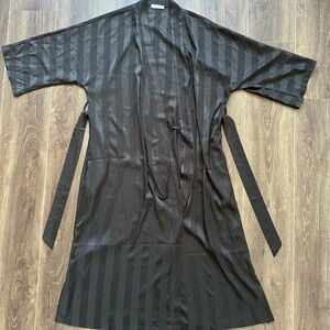 Black Striped Kimono Robe (size small)
